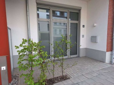 Büro mit Kundenverkehr in der eigenen Wohnung? - 4-Zi.-ETW mit TG-Stellplatz in Zentrumsnähe