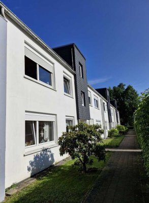 Nähe Mercedes | Zwei-Zimmer Terrassenwohnung in ruhiger Stichstraße