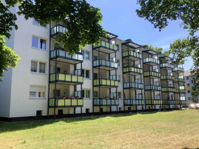 Lichtdurchflutete 2-Zimmer-Wohnung mit traumhaftem Balkon