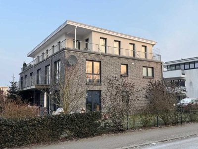 Exklusive Penthousewohnung mit umlaufender Dachterrasse in Uni- und Kliniknähe in Lübeck
