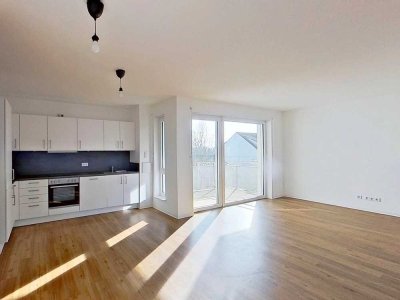 Zum Verlieben: Moderne 4-Zimmer-Wohnung mit Einbauküche und großem Balkon