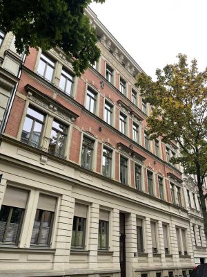 Stilvolle 4-Zimmerwohnung im historischen Waldstraßenviertel mit TG-Stellplatz inkludiert!