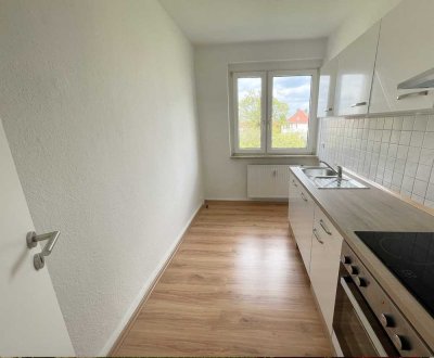 AB SOFORT! 3 Zimmer-Wohnung mit Einbauküche, in Nähe der Spiegelsberge!