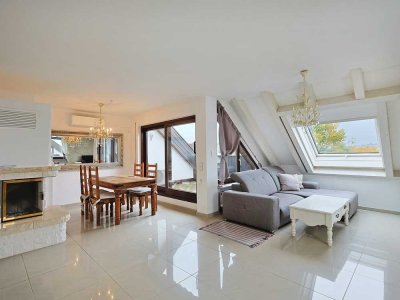 Helle, geräumige Maisonette-Wohnung mit Loggia