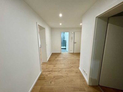 Frisch renovierte 4-Zimmer-Wohnung – ideal für WG-Neugründung oder Familien