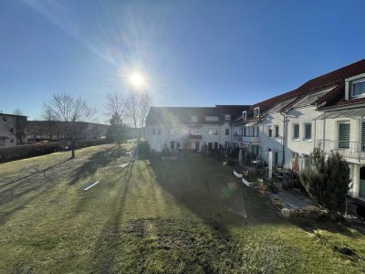 Zuhause mit Flair: Charmantes Reihenhaus mit Naturidylle in Michendorf