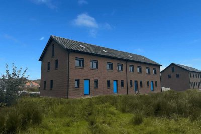 Rastede - Im Göhlen: Neubau-Reihenendhaus mit Einbauküche als Erstbezug