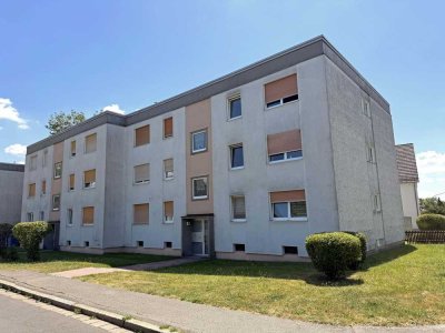 WEN Rehbühl! Modernisierte 3 Zi.-ETW mit Balkon, EBK, Garage und freiem Ausblick, frei ab 01.08.2026