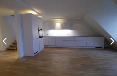 Lebendig wohnen in Oberrad: 3-Zimmer-Wohnung mit Terrasse