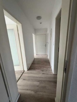 Wunderschöne 3- Zimmer- Wohnung in gemütlicher Lage (OFG05)