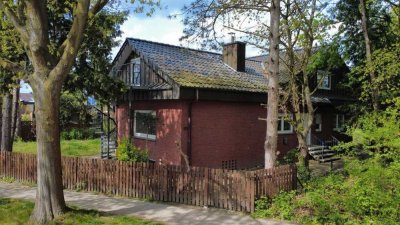 Freistehendes Einfamilienhaus mit Einliegerwohnung und Ausbaupotenzial in Mauritz-Ost