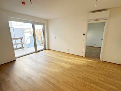AUGARTEN-NÄHE, DACHGESCHOSS, klimatisierte 43 m2 Neubau mit 6 m2 Balkon, Wohnküche, 1 Zimmer, Duschbad, Parketten, Erstbezug