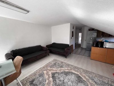 3-Zimmer-Dachgeschosswohnung mit Balkon - Montabaur