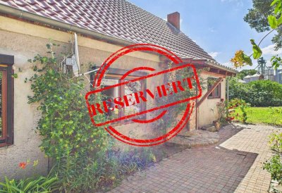 Wohnen mit Charakter: Einfamilienhaus mit traumhaftem Außenbereich in Wulkau