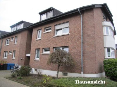 Großzügige 3-Zimmer Dachgeschosswohnung in Krefeld-Hüls