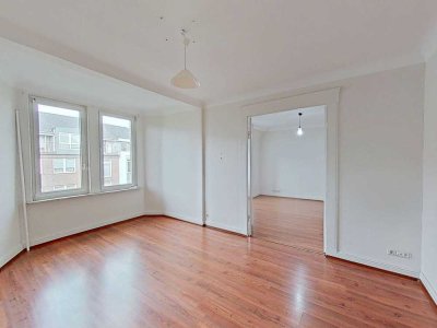 Intelligent geschnittene 3-Zimmer-Wohnung mit EBK und BALKON im Zentrum von Neumünster