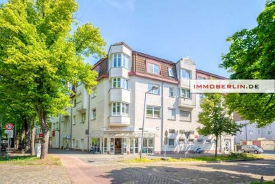 IMMOBERLIN.DE - Sonnige Wohnung mit Lift & Pkw-Stellplatz in zentraler Ortskernlage