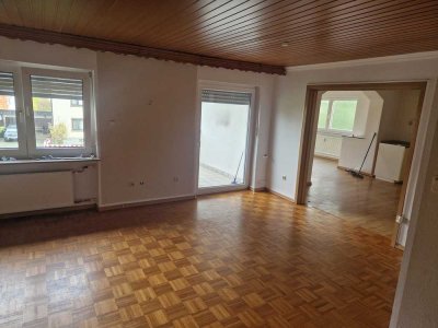 Helle 150 m²-Wohnung über OG & DG – ideal für Familie oder WG