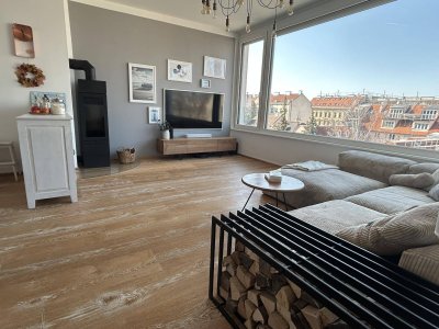 ! Provisionsfrei! Herrliche 4-Zimmer Dachgeschosswohnung in perfekter Lage mit Garagenplatz, Terrasse und Lift