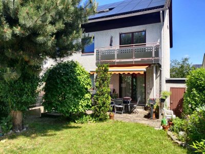 Modernisiertes Familienhaus mit Garten & Terrasse in geschützter Wohnstraße im Regensburger Süden