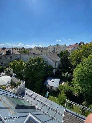 großzügige Dachgeschoss-Maisonette mit drei Terrassen