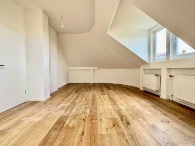 Attraktive 3-Zimmer Dachgeschosswohnung in Top-Lage - komplett Saniert - mit Garten und Oker Zugang