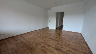 ***Helle 2-Zimmer Wohnung sucht Nachmieter!***