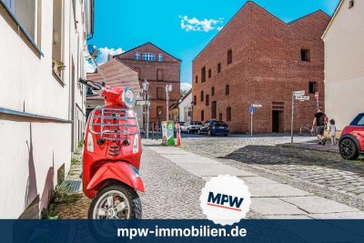 Bezugsfreie helle DG-Wohnung zwischen Wasser, direkt an der Altstadt