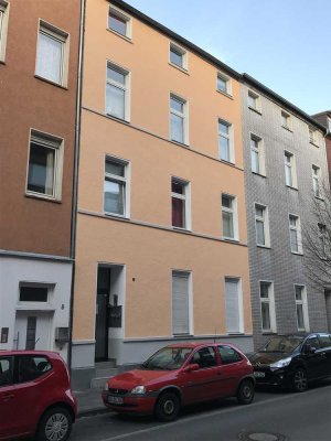 Großzügige 2,5-Zimmer-Wohnung in Duisburg-Neudorf, Uninähe