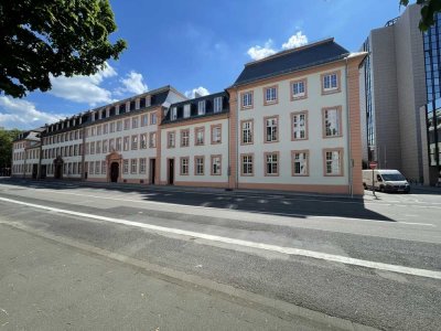 Sensationelle 5 Zi.-City-Maisonette mit riesiger Dachterrasse im Herzen von Mainz
