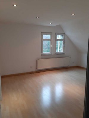 Attraktive 4-Raum-Wohnung in Ludwigsburg-Marbacher Straße