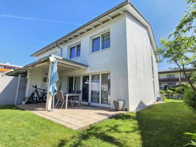 Schöne Doppelhaushälfte mit großzügiger Wohnfläche, Keller und Garage im Herzen von Hohenems!