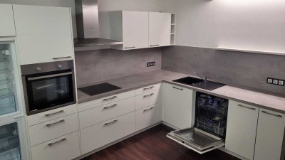 Hochwertige 2-Zimmer-Wohnung an Einzelperson zu vermieten