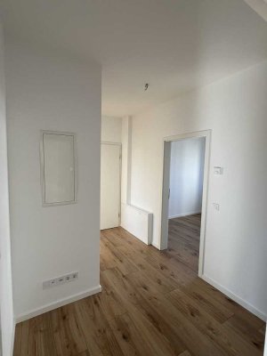 Schicke 3-Zimmer-Wohnung mit Balkon im 1. OG Erstbezug nach Kernsanierung in Bad Lippspringe