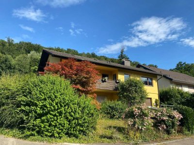 Wohlfühlhaus mit herrlichem Grundstück in bester Lage von Neckargemünd