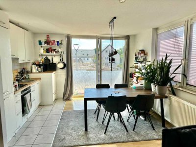 Helle 3-Zimmer-Wohnung mit Gäste-WC und Balkon in Bergisch Gladbach-Schildgen!