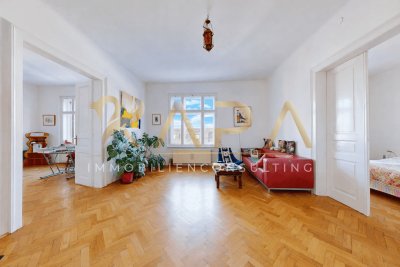 Charmante Altbauwohnung mit großzügigem Balkon!