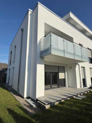 /// A+ Energieeffizienz KFW 55 &amp; Erstbezug - TOP Lage - 3 Zimmer, Küche, Bad, Gäste-WC und Bal