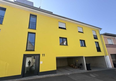 Heidesheim: Moderne, neuwertige 4-Zimmer-Wohnung
