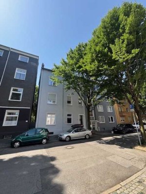 Traumschöne Wohnung im DG mit großem Südbalkon - Erstbezug nach Sanierung! Mietkauf möglich!