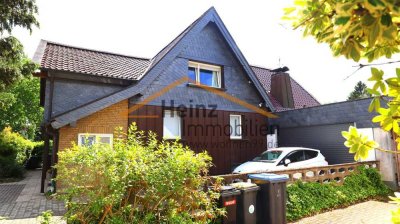 Attraktives Mehrfamilienhaus mit 4 Einheiten in begehrter Lage von Refrath!!!