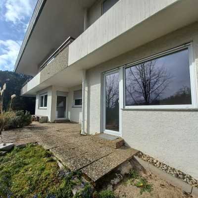 Leonberg-Ramtel 4-Zimmer-Wohnung im Gartengeschoss mit Terrasse und optional zusätzl. Zimmer im DG