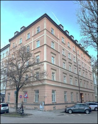 Exklusiv - einzigartig - Top-Lage Saniertes 6-Zimmer-Altbaujuwel mit Hauscharakter in Haidhausen Ans