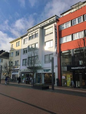 Im Herzen von Gießen: Moderne, schöne und lichtdurchflutete 4 Zimmer-Wohnung mit Dachterrasse in ...