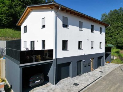 Exklusive und moderne KfW 55 Doppelhaushälften in der Nähe vom Zentrum - BEREITS IM BAU!!
