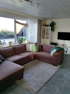 Sanierte 5-Zimmer-Wohnung mit Balkon und EBK in Eggolsheim