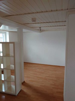 1 ZKB im DG mit Einbauküche /teilmöbliert in Nordhausen-Zentrum  ab 01.10.2025 zu vermieten