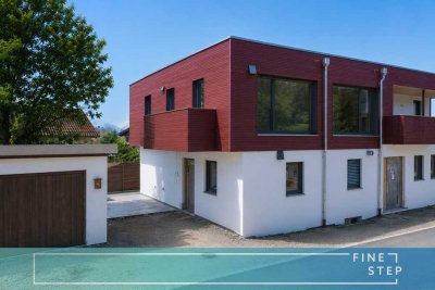 Stadtvilla mit kleinem Garten - Neubau Massivholzhaus am Waldrand mit 180m² Wohnfläche