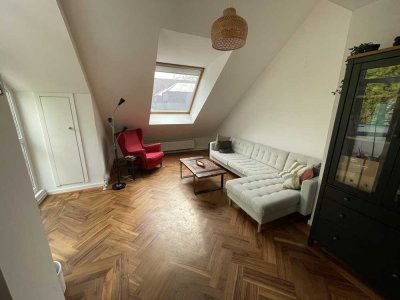 Nachmieter gesucht: schöne und sonnige Wohnung in Bogenhausen