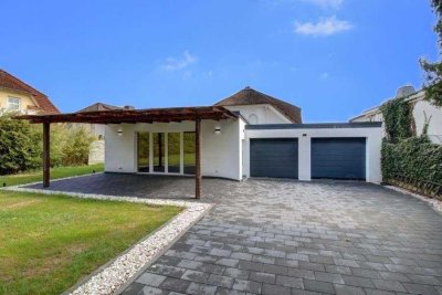 Vielseitiger Bungalow mit Doppelgarage & eigenem Grundstück – Ideal auch für Gewerbe